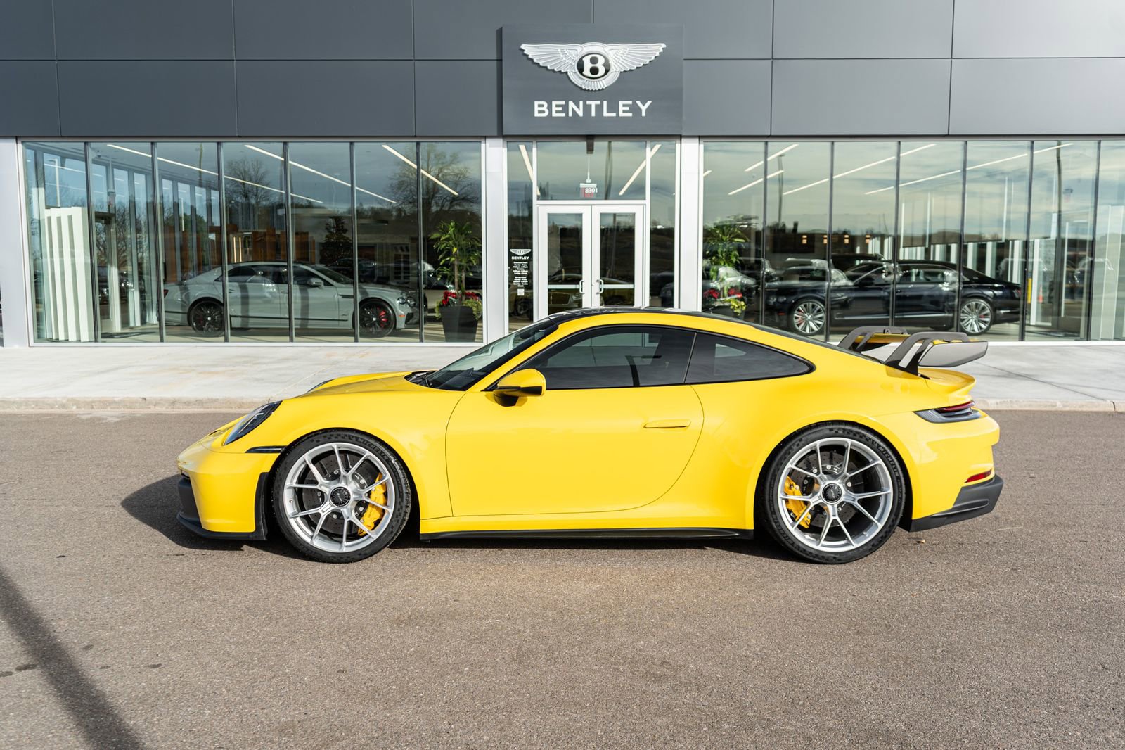 Used 2022 Porsche 911 GT3 RWD image 5