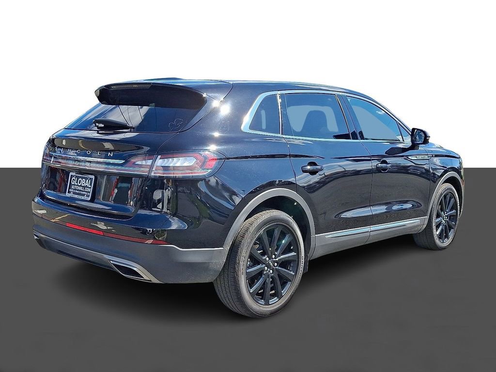 Used 2023 Lincoln Nautilus Reserve w/ Monochromatic Package AWD/4WD image 7
