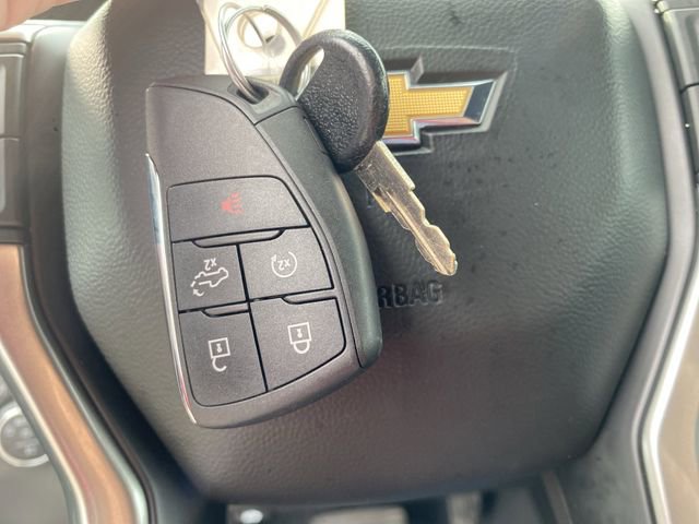 Used 2023 Chevrolet Silverado 1500 LTZ image 33