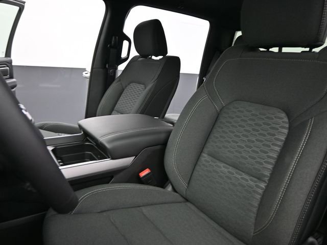New 2026 RAM 1500 4x4 Crew Cab image 11