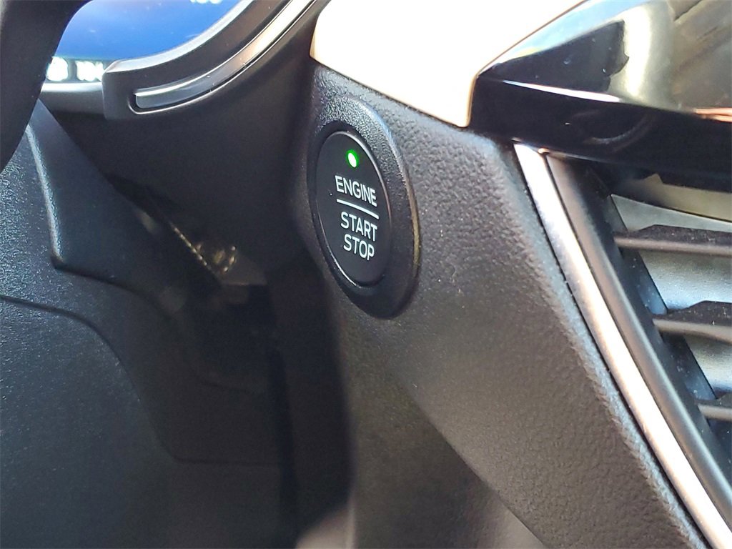 Used 2022 Ford Escape Titanium w/ Titanium Elite Package image 15