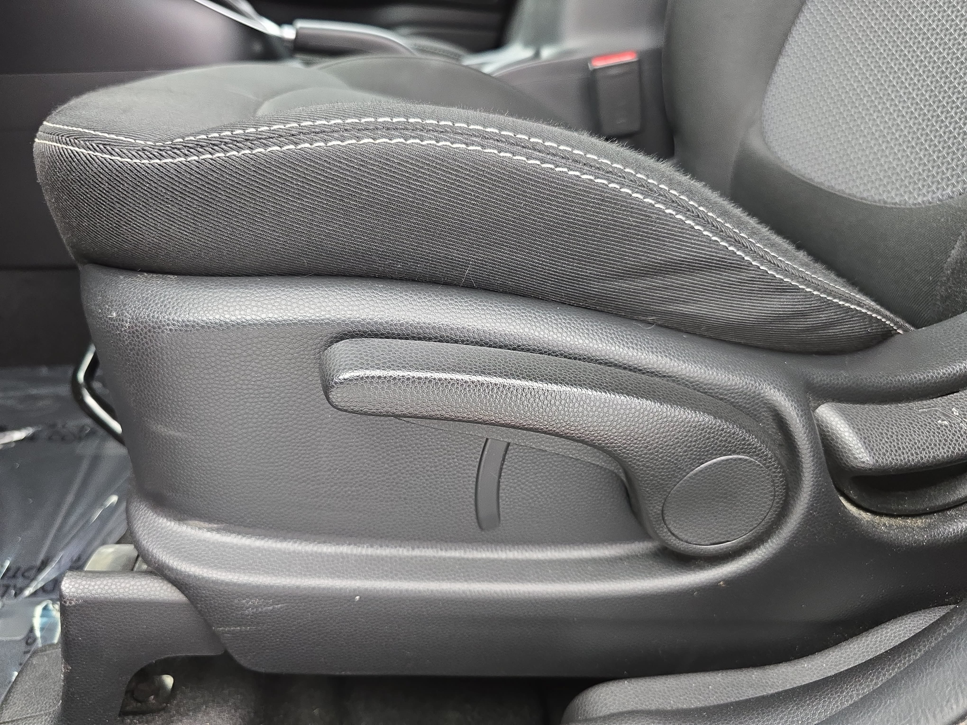 Used 2019 Kia Soul + FWD image 27