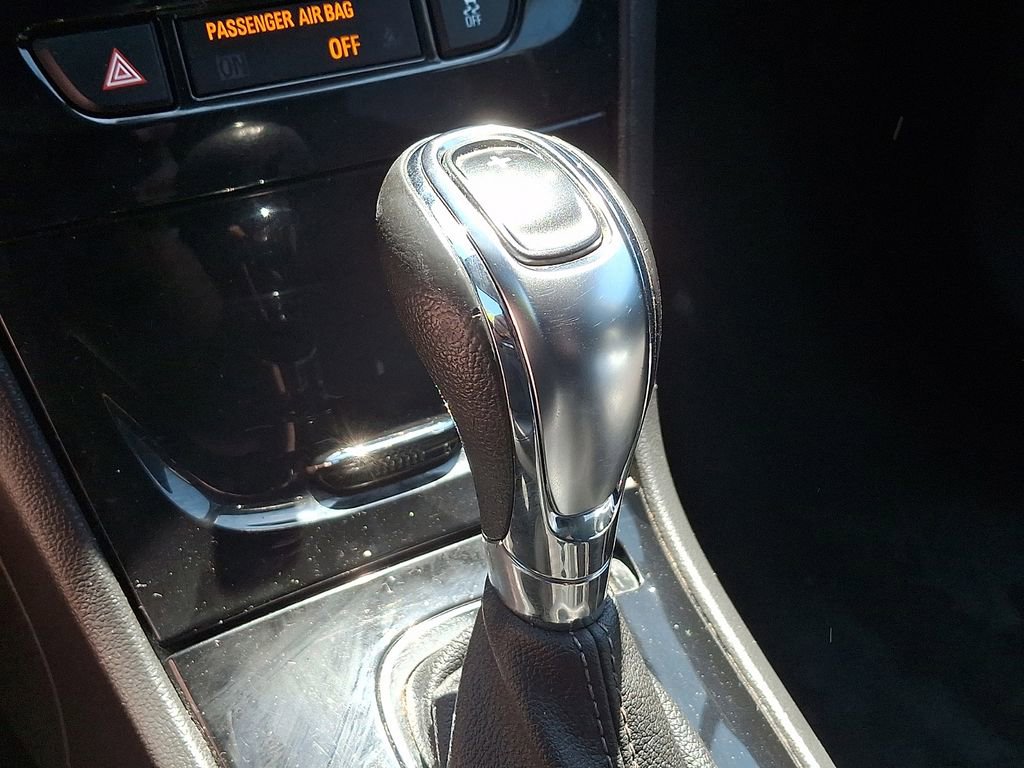 Used 2020 Buick Encore Preferred FWD image 14