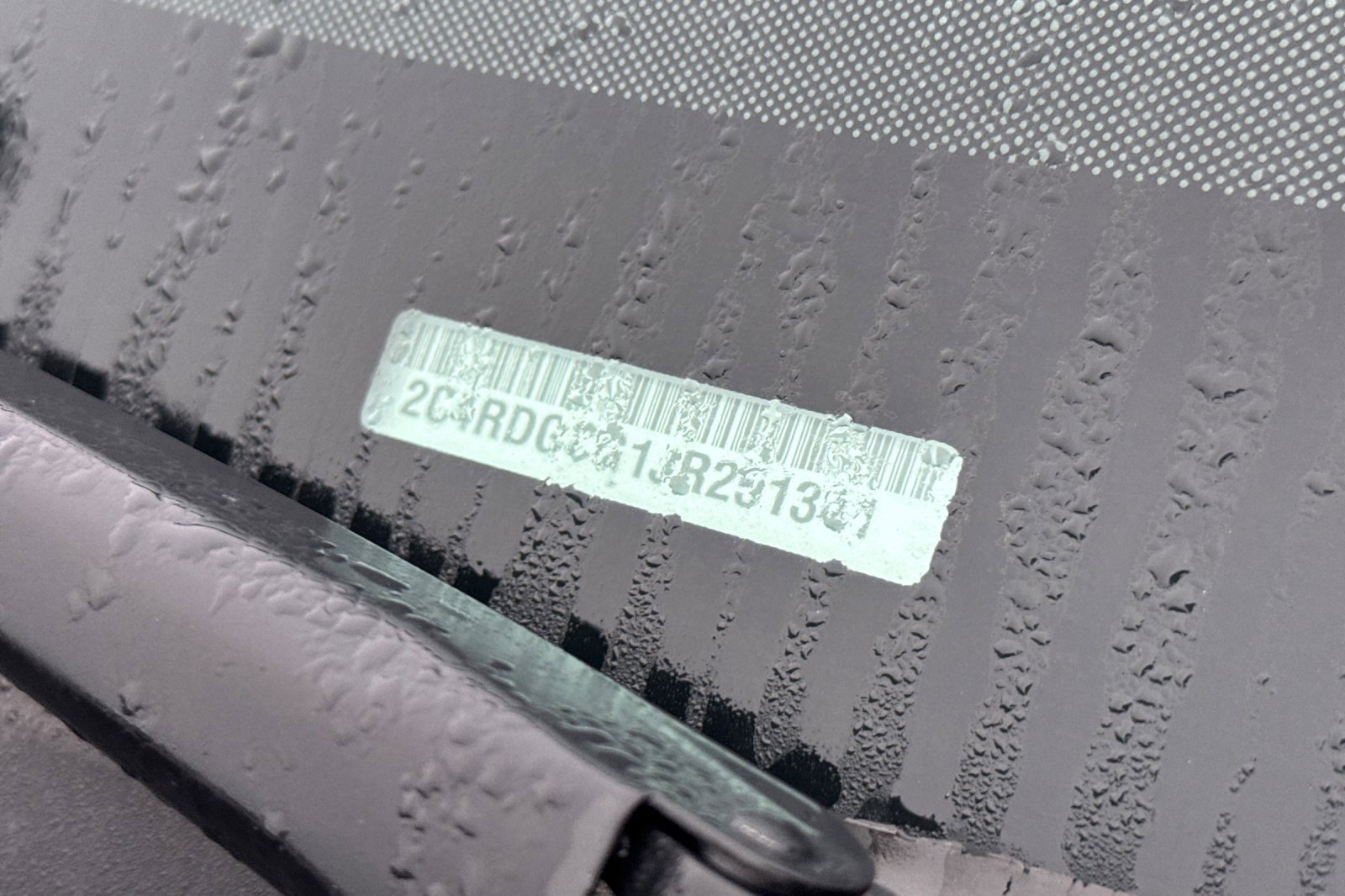 Used 2018 Dodge Grand Caravan SXT image 2