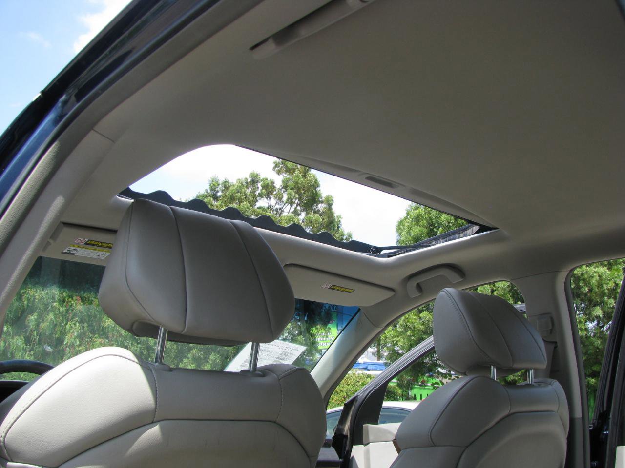 Used 2011 Acura MDX w/ Technology Package AWD/4WD image 7