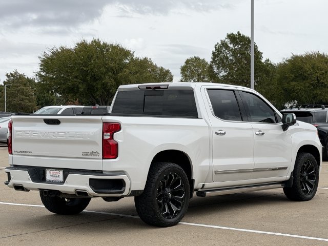 Used 2022 Chevrolet Silverado 1500 High Country w/ High Country Premium Package AWD/4WD image 4