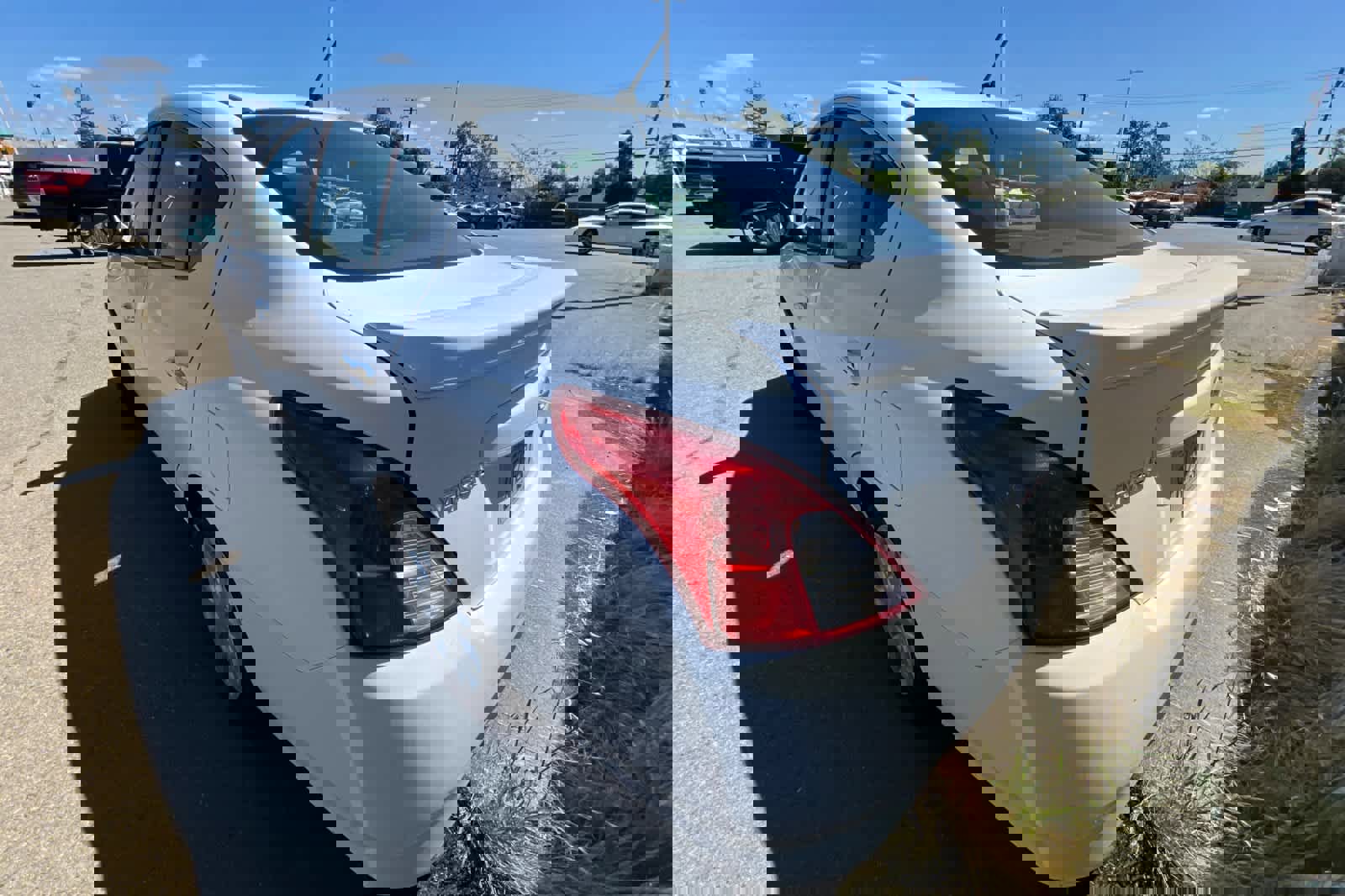 Used 2016 Nissan Versa SV image 6