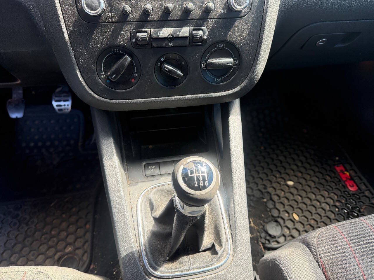 Used 2009 Volkswagen GTI 2-Door FWD image 18