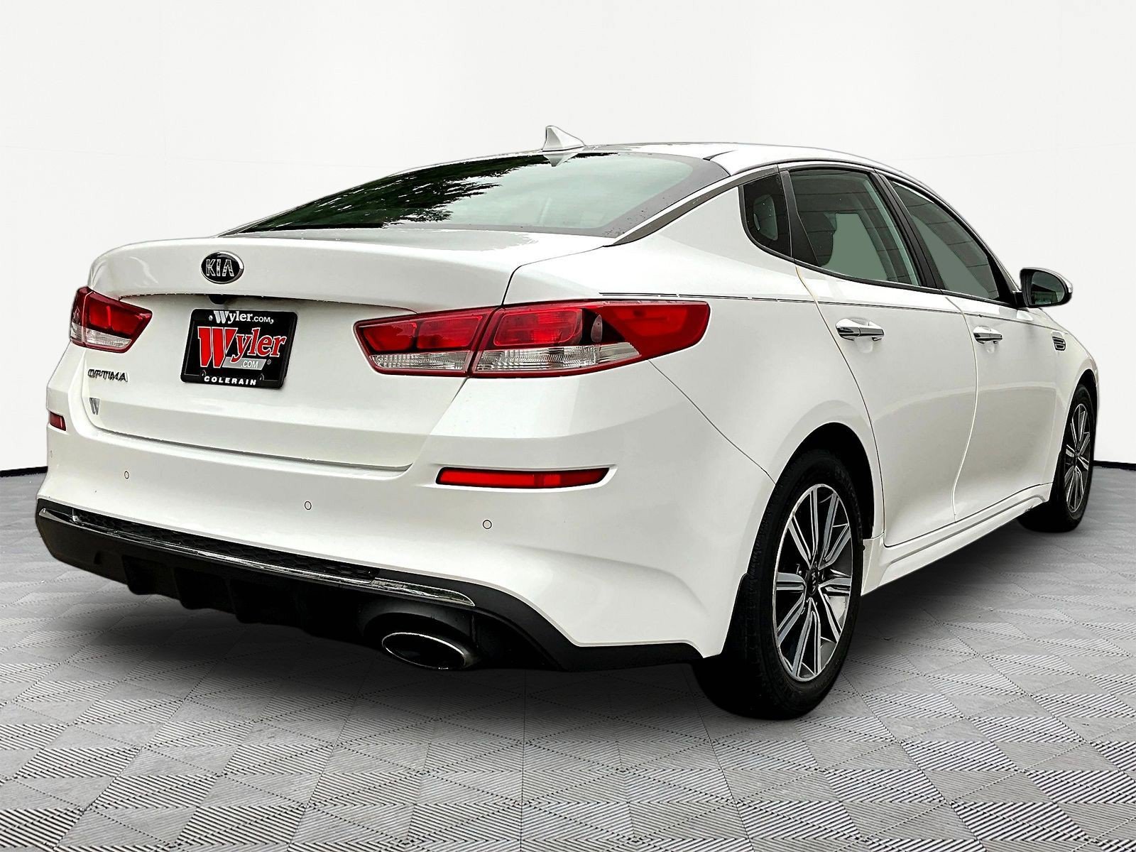 Used 2019 Kia Optima LX w/ LX 17" Wheel Package FWD image 6
