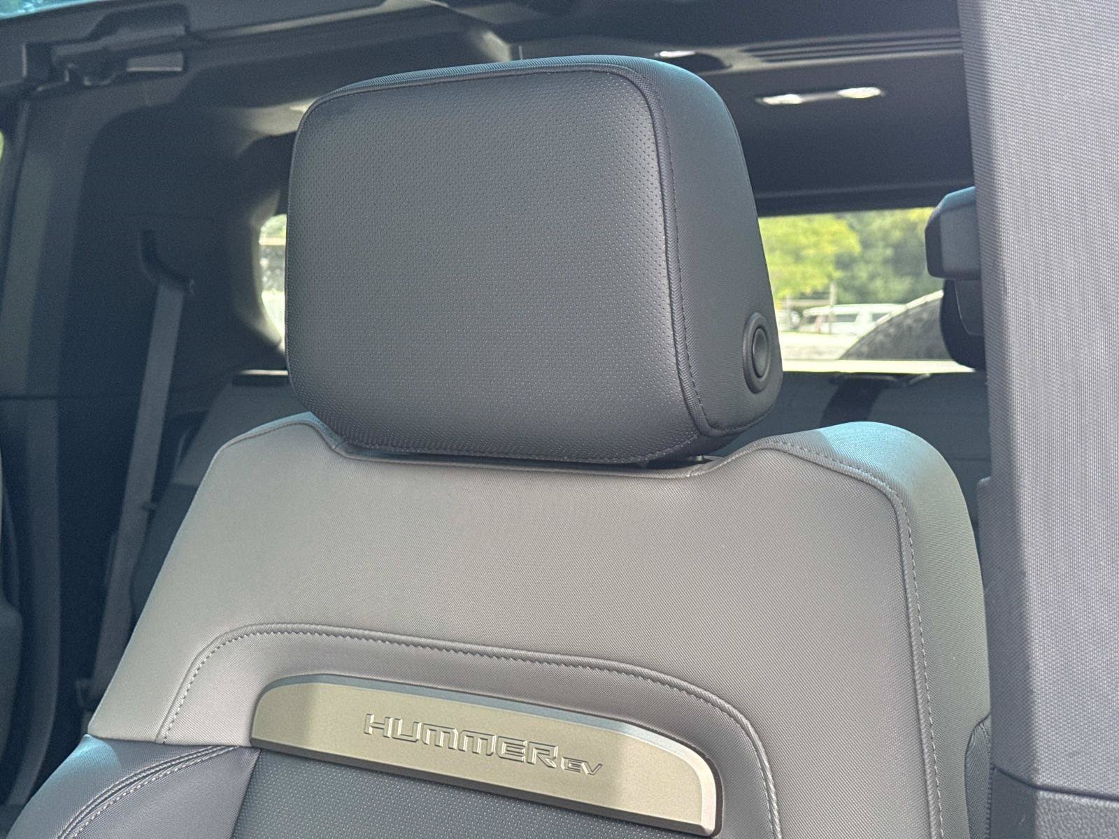Used 2025 GMC Hummer EV 2X AWD/4WD image 14