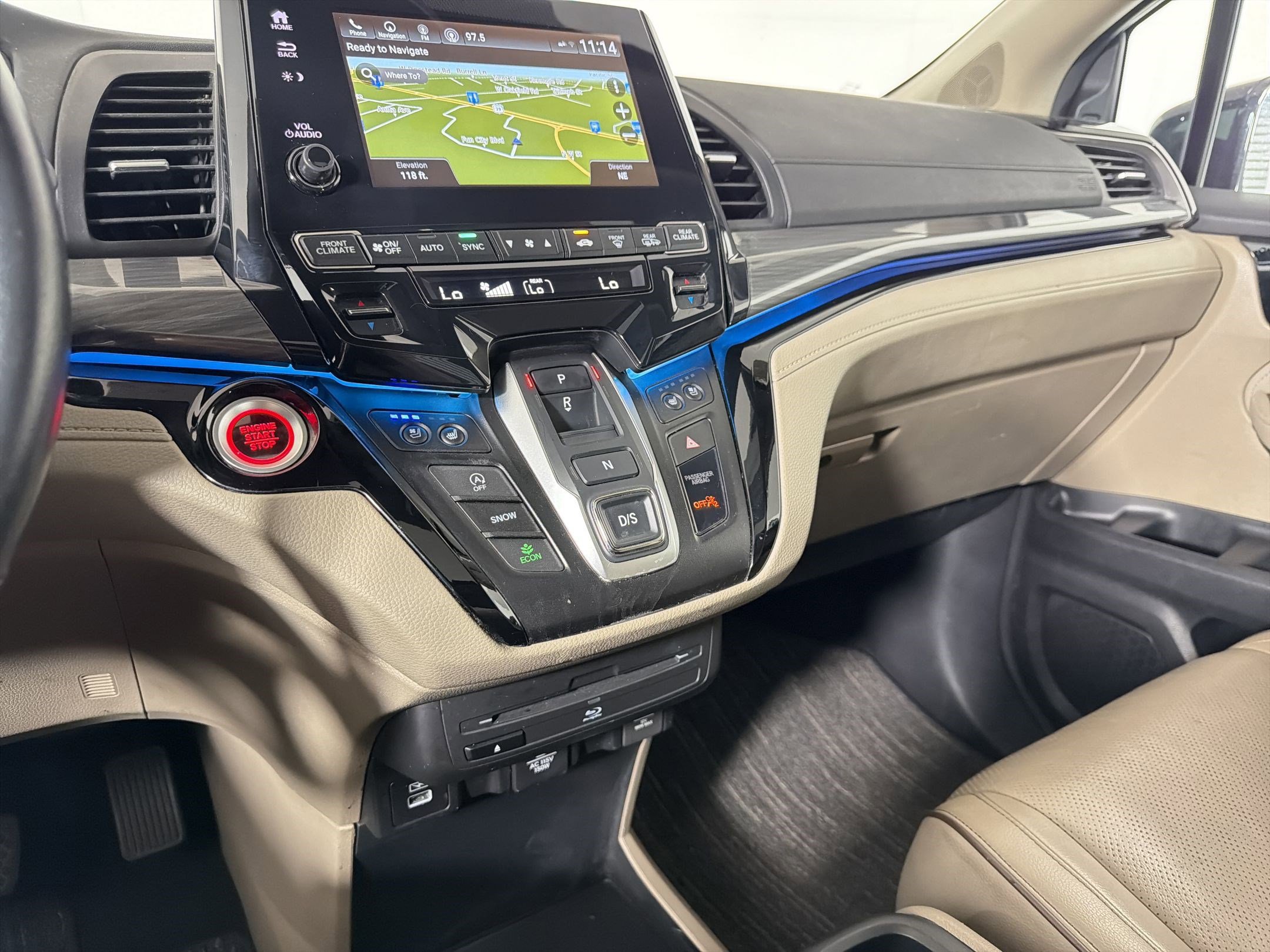 Used 2023 Honda Odyssey Elite image 25