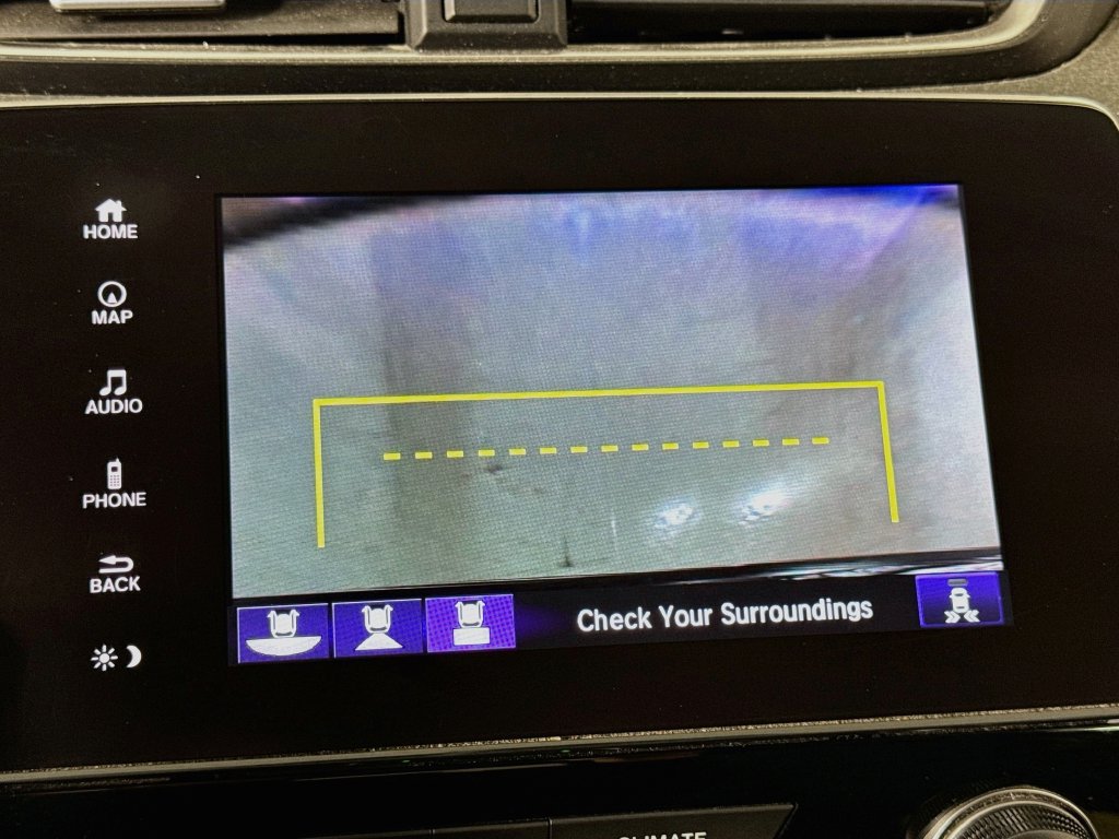 Used 2022 Honda CR-V Touring image 32