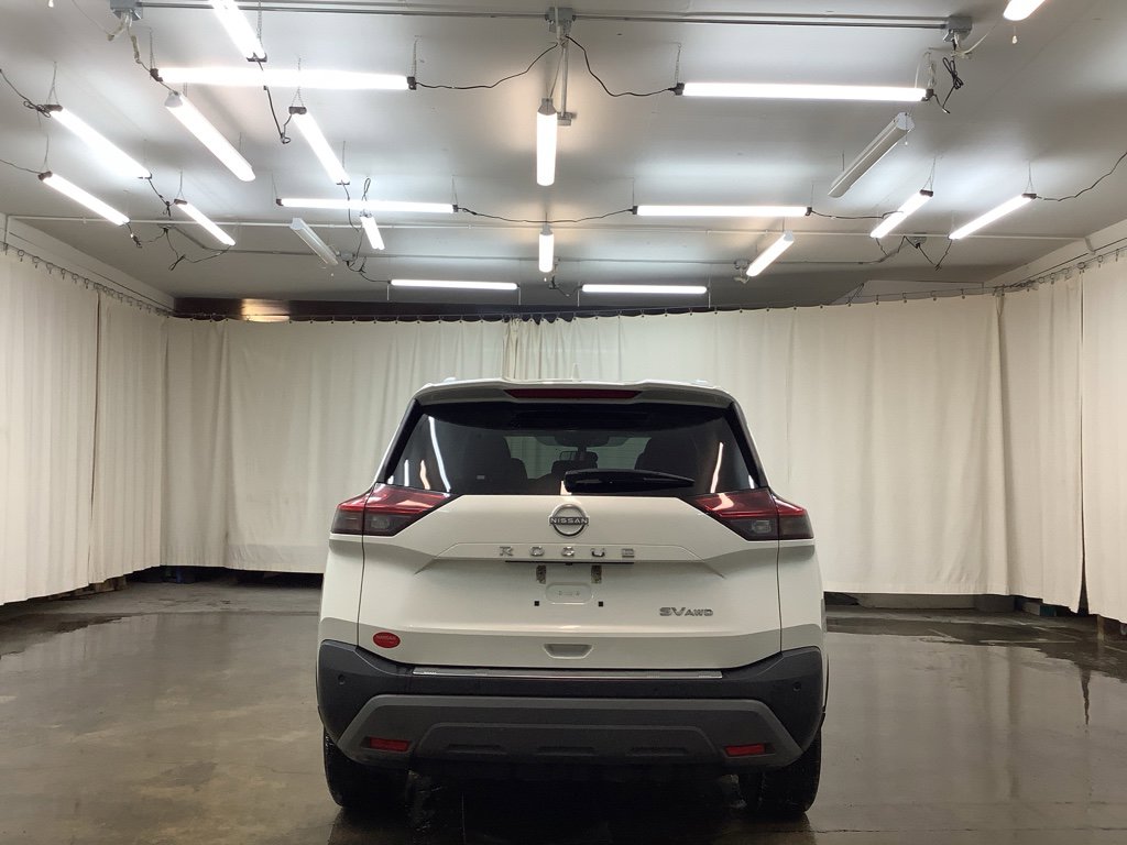 Used 2023 Nissan Rogue SV w/ SV Premium Package image 7