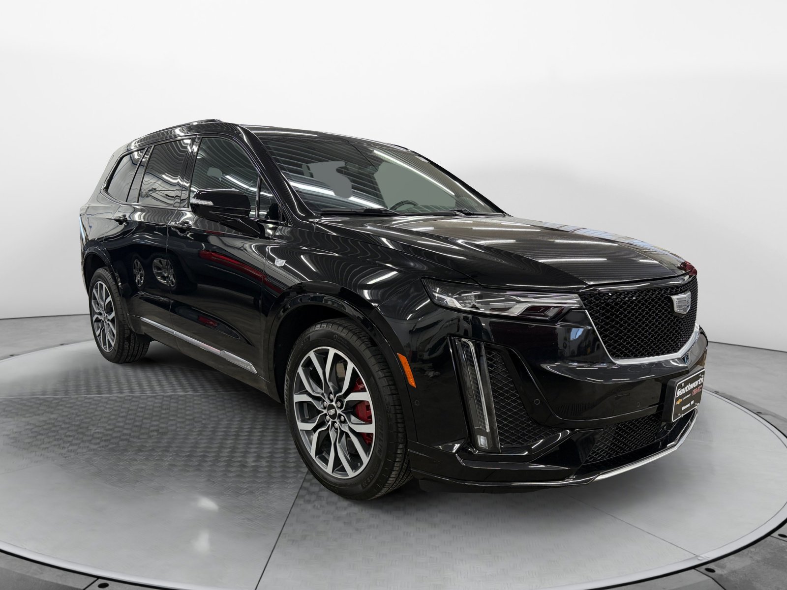 Used 2024 Cadillac XT6 Sport w/ Technology Package image 4