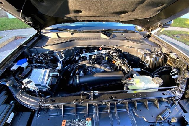 New 2026 Ford Explorer Active w/ Active Comfort Package image 11