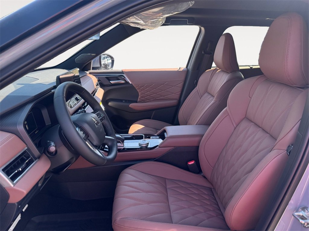 New 2025 Mitsubishi Outlander SEL image 9