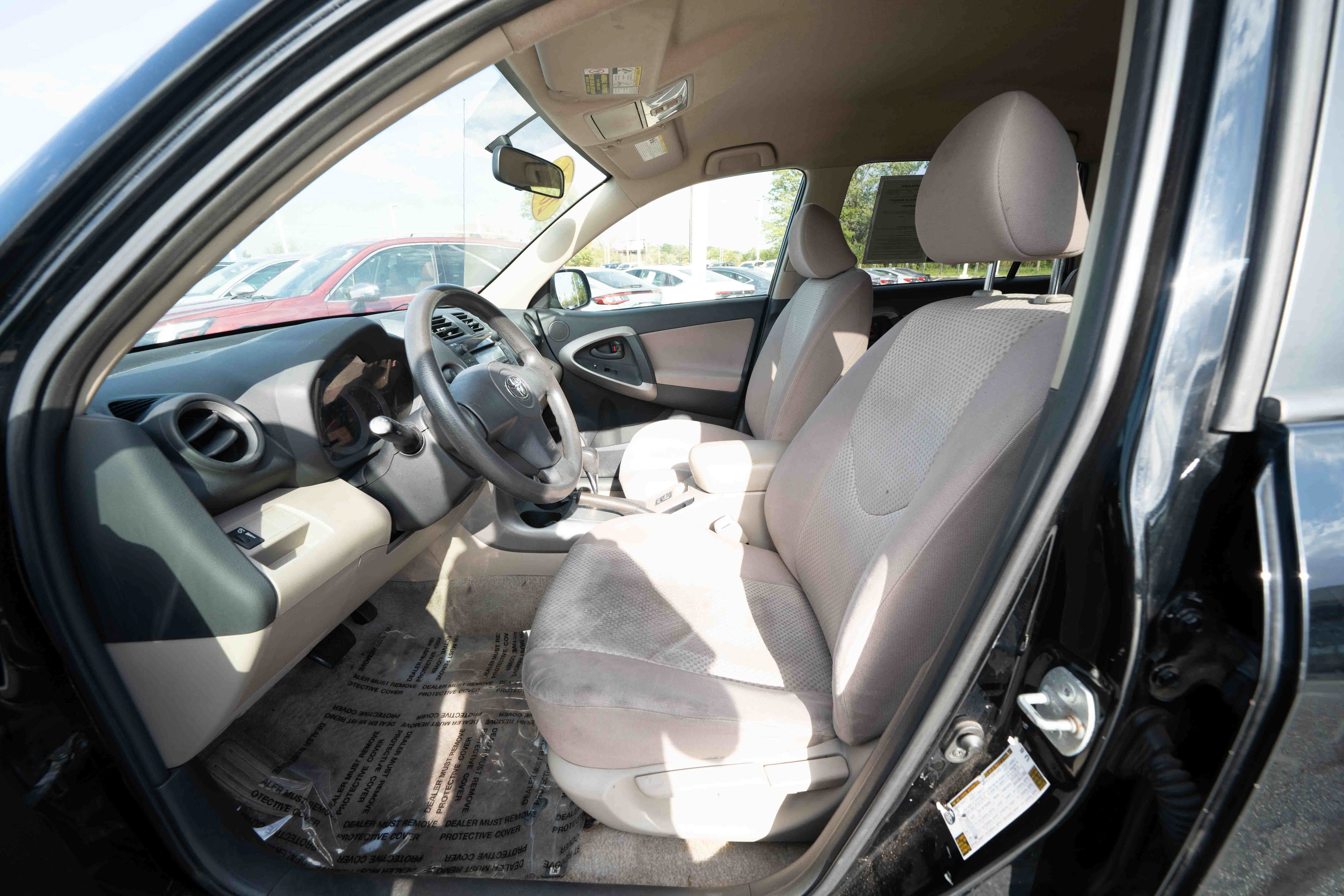 Used 2006 Toyota RAV4 2WD image 9