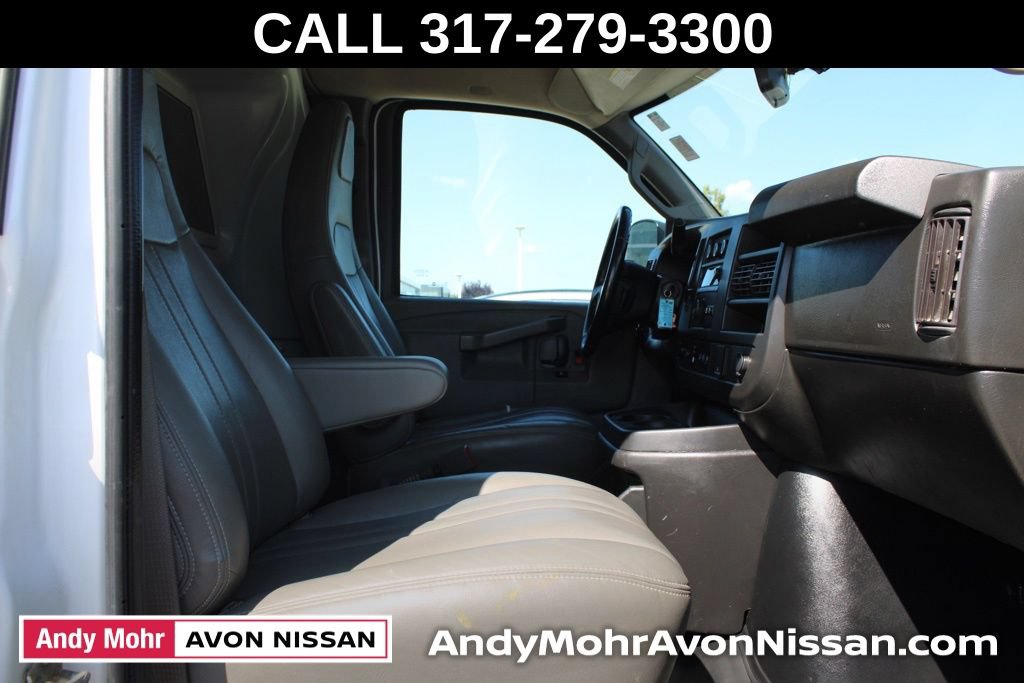 Used 2021 Chevrolet Express 2500 w/ Driver Convenience Package RWD image 20