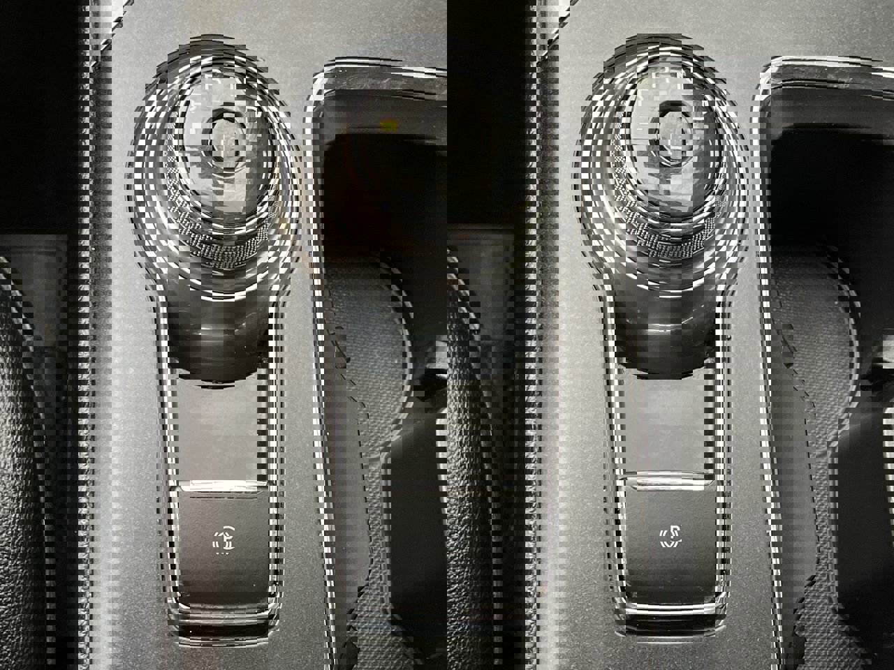 Used 2017 Ford Fusion SE w/ Equipment Group 201A FWD image 25