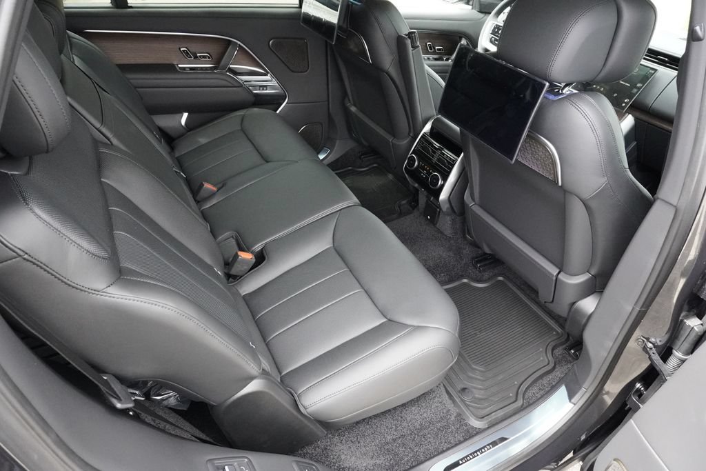 New 2026 Land Rover Range Rover Long Wheelbase Autobiography AWD/4WD image 26