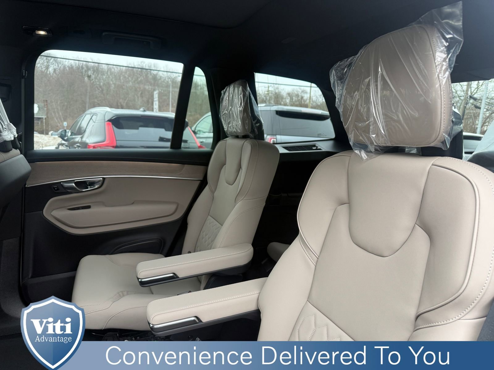 New 2026 Volvo XC90 B6 Plus w/ Protection Package Premier image 14