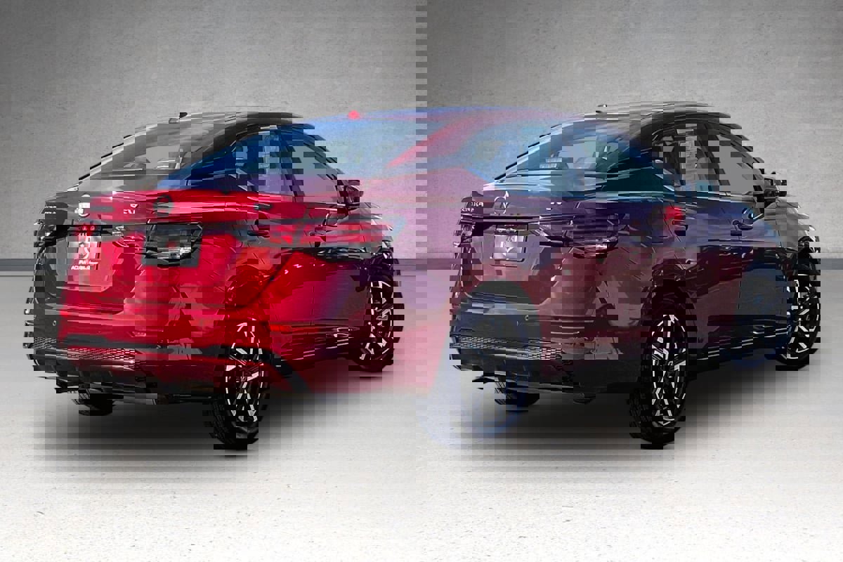 Used 2024 Nissan Sentra SV image 2