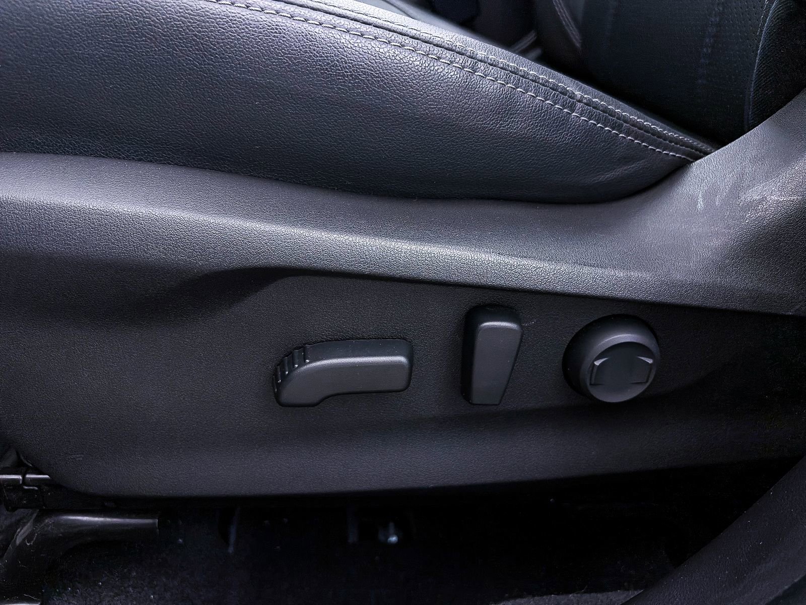 Used 2019 Subaru Forester Limited image 21