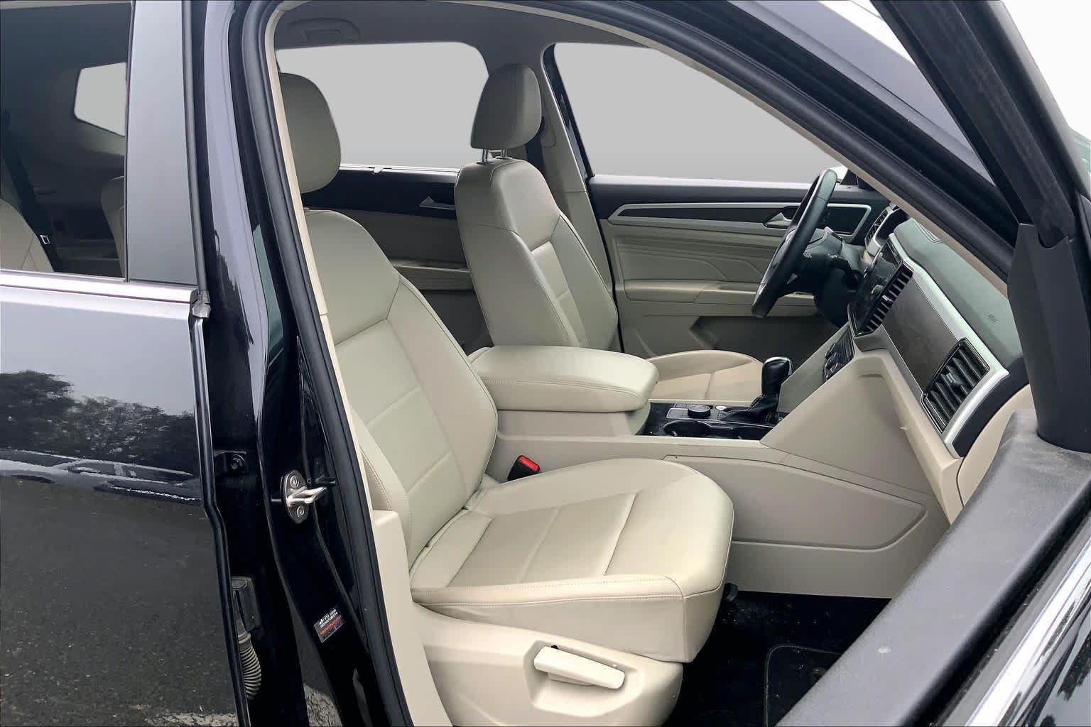 Used 2022 Volkswagen Atlas SE AWD/4WD image 9
