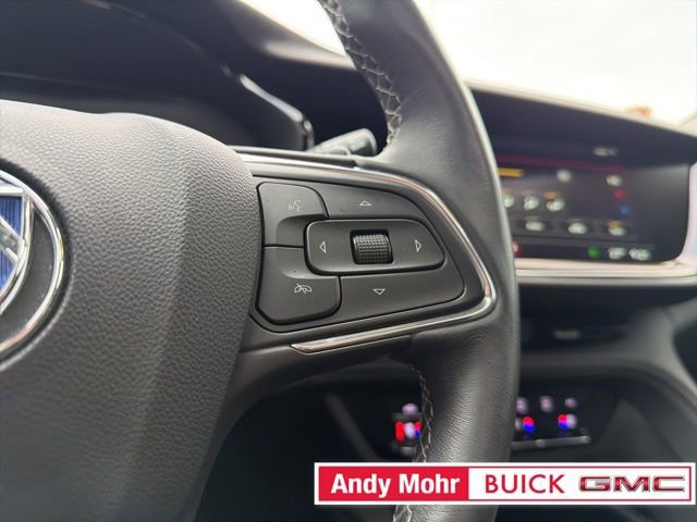 Used 2023 Buick Envision Avenir image 37