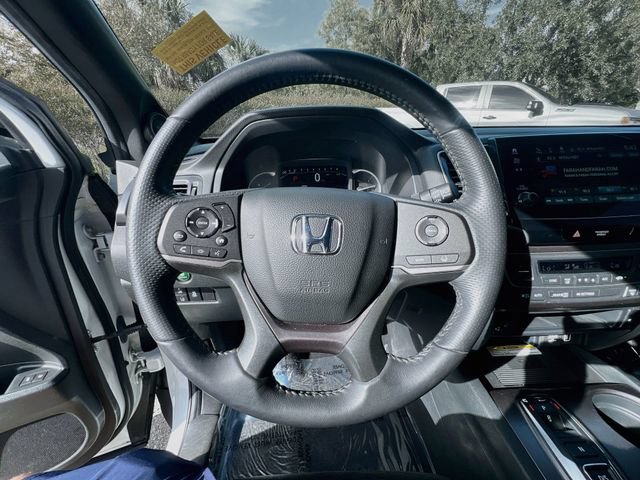 Used 2022 Honda Passport EX-L image 16
