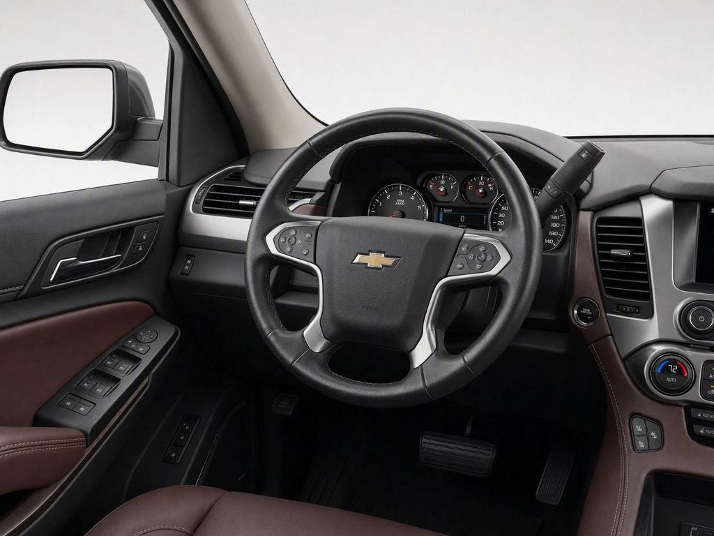 Used 2018 Chevrolet Suburban Premier RWD image 35