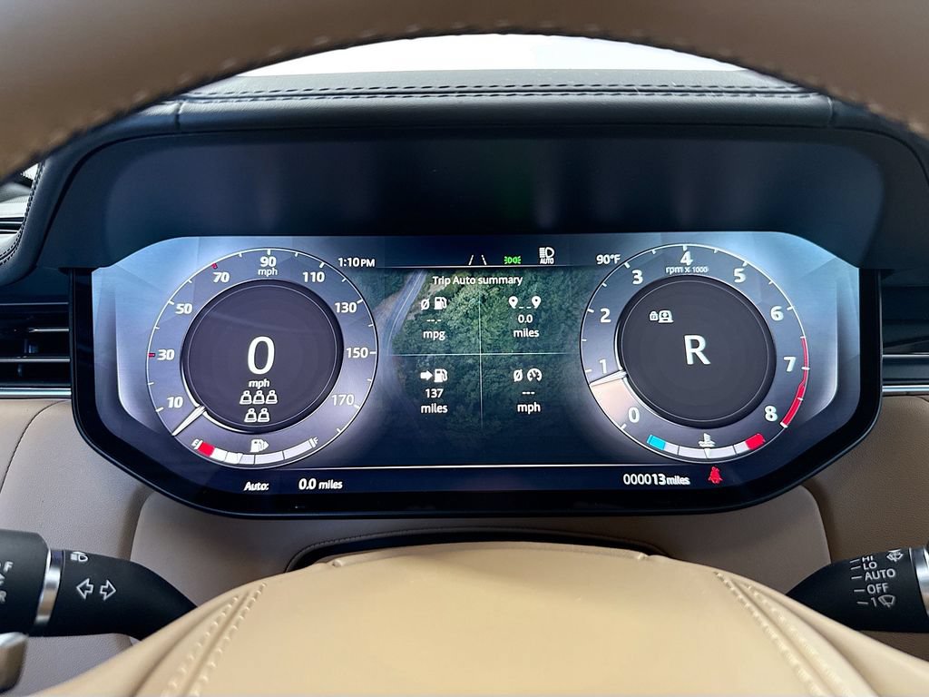 New 2026 Land Rover Range Rover Long Wheelbase SE AWD/4WD image 32