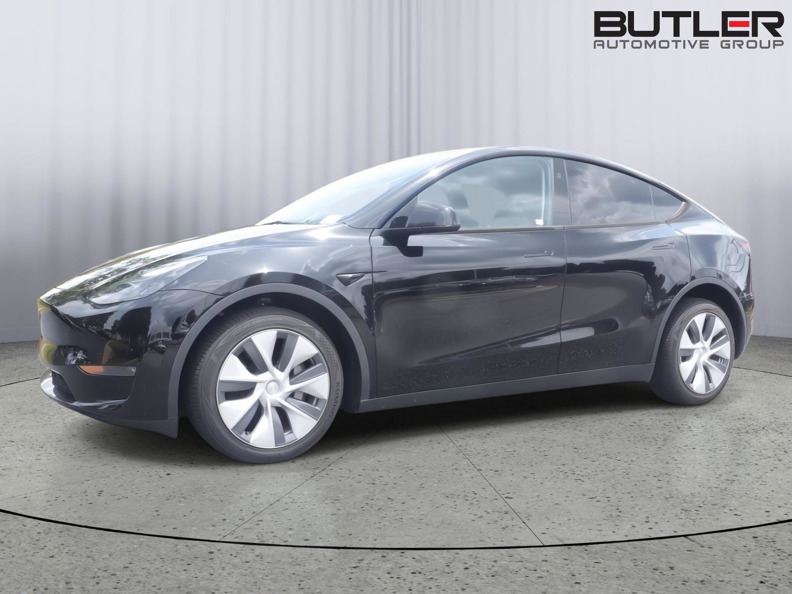 Used 2023 Tesla Model Y Long Range AWD/4WD image 29