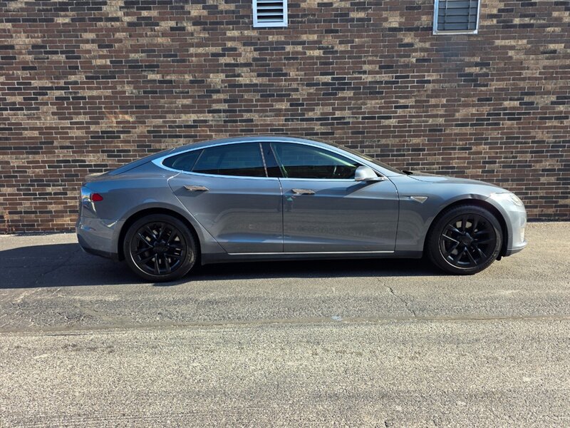 Used 2013 Tesla Model S RWD image 8