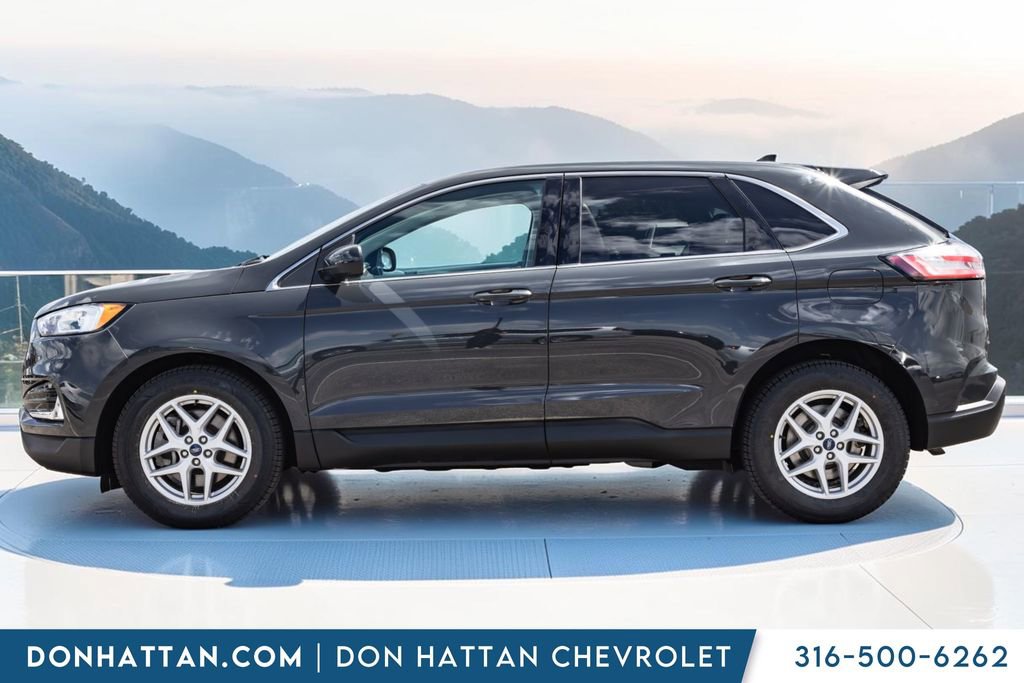 Used 2021 Ford Edge SEL w/ Convenience Package image 2