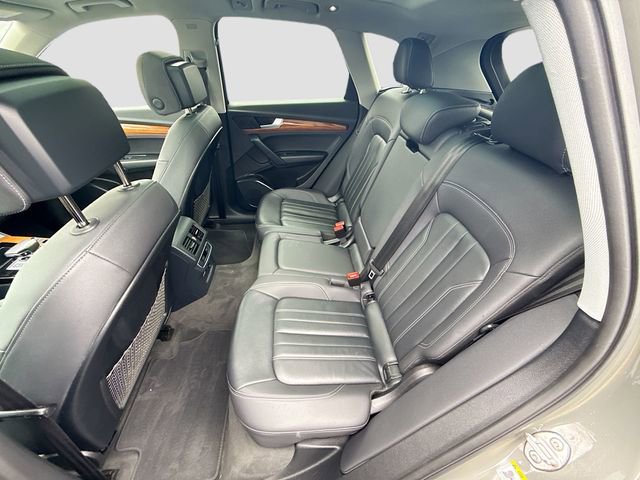 Used 2023 Audi Q5 2.0T Premium w/ Convenience Package image 26