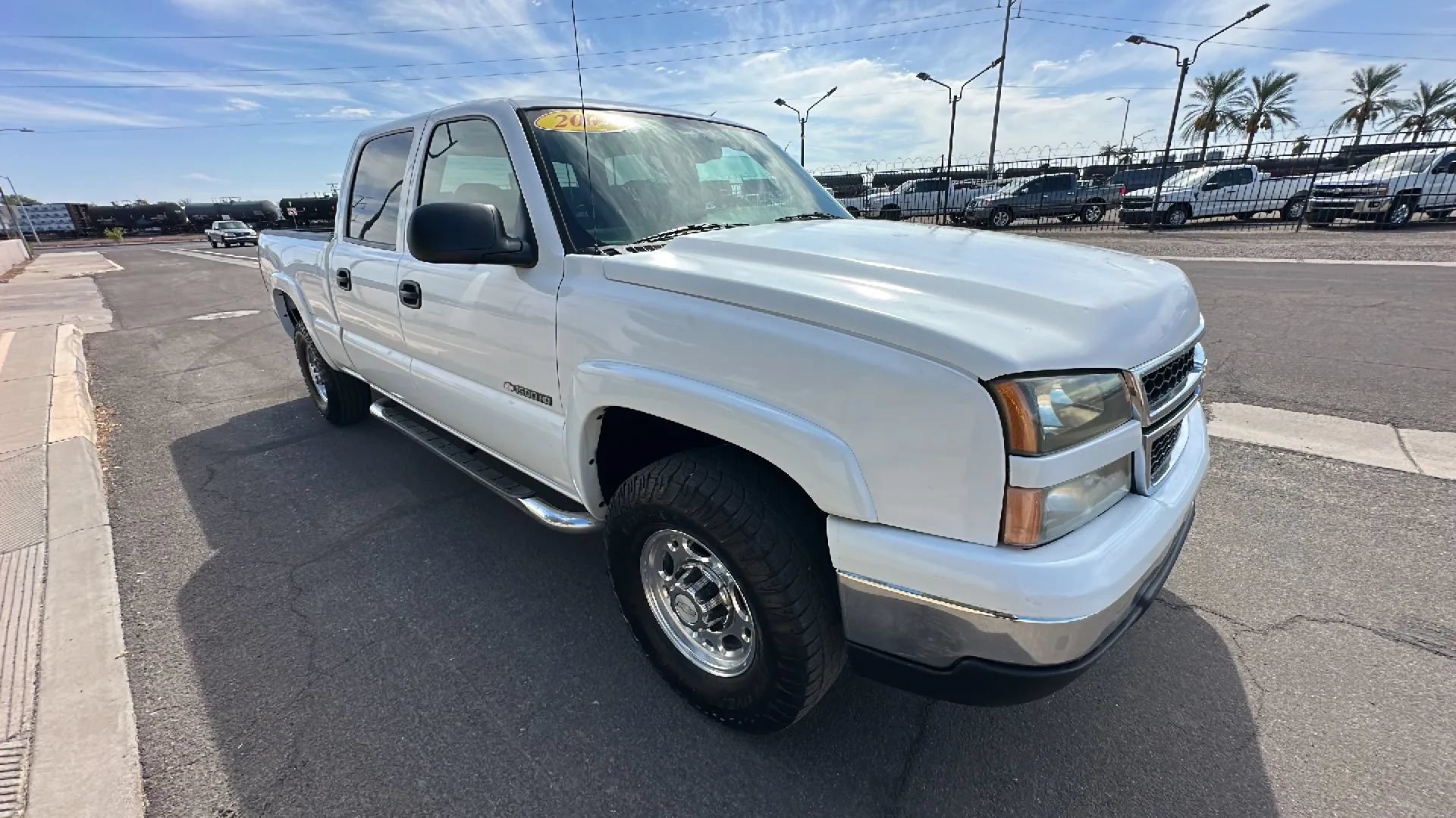 Used 2007 Chevrolet Silverado 1500 LT w/ Skid Plate Package AWD/4WD image 8