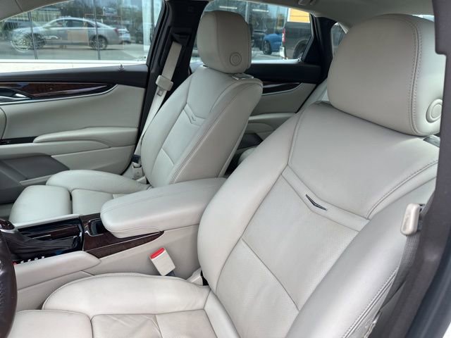 Used 2013 Cadillac XTS Premium FWD image 21
