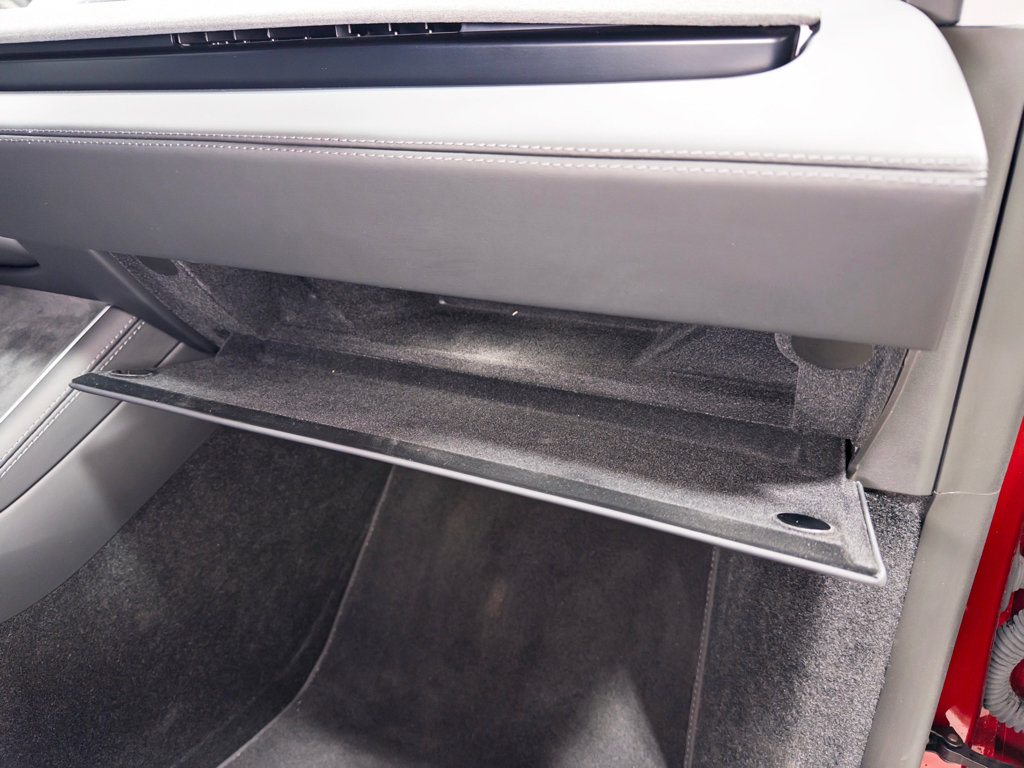 Used 2026 Tesla Model Y Long Range AWD/4WD image 18