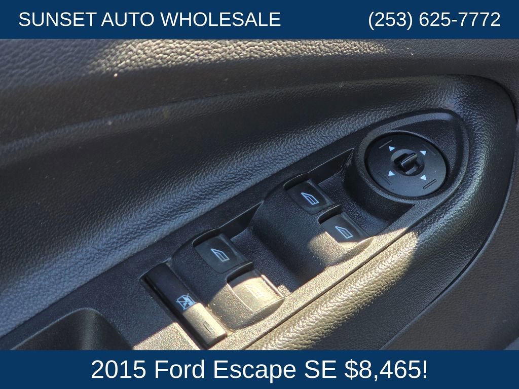 Used 2015 Ford Escape SE FWD image 28