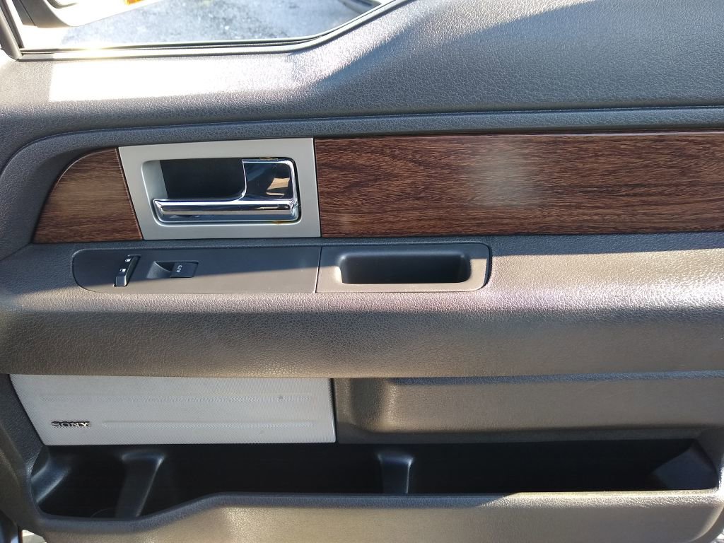 Used 2013 Ford F150 Lariat w/ Luxury Equipment Group image 24