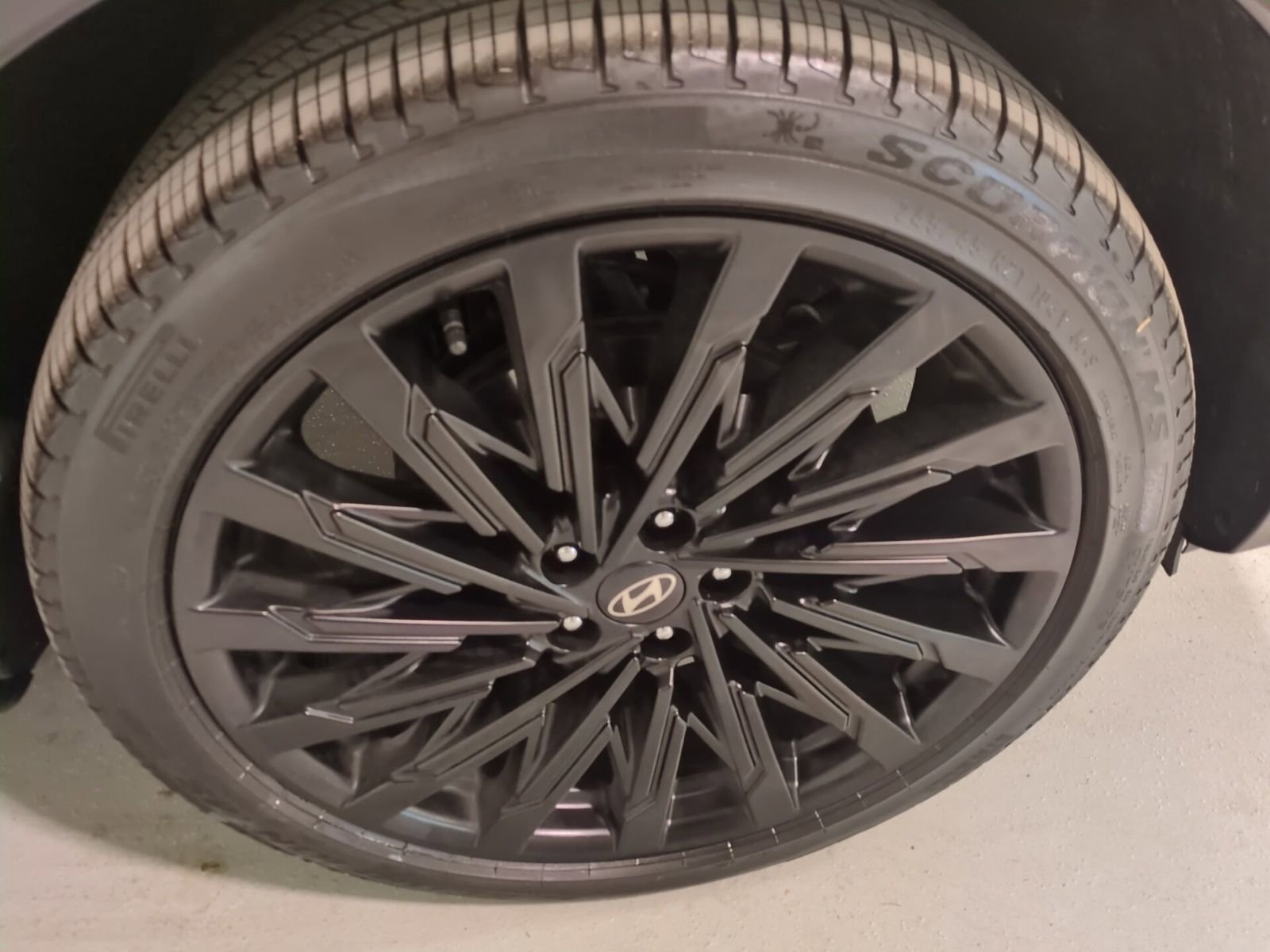 Used 2024 Hyundai Santa Fe Calligraphy image 21