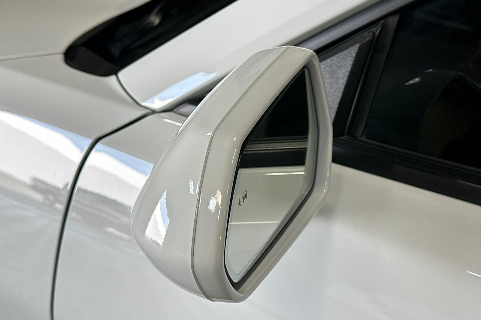 Used 2017 Chevrolet Camaro SS RWD image 51