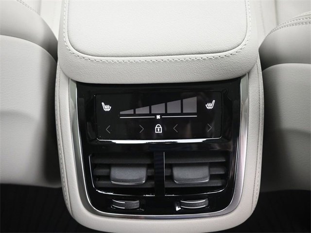 New 2026 Volvo XC90 B6 Ultra w/ Protection Package Premier image 35