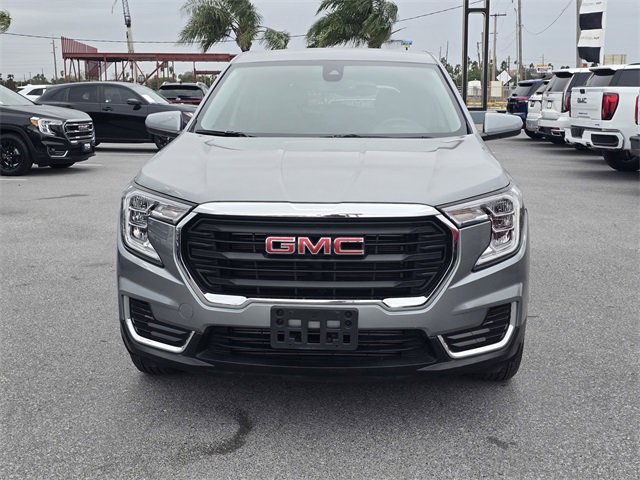 Used 2023 GMC Terrain SLE video 2