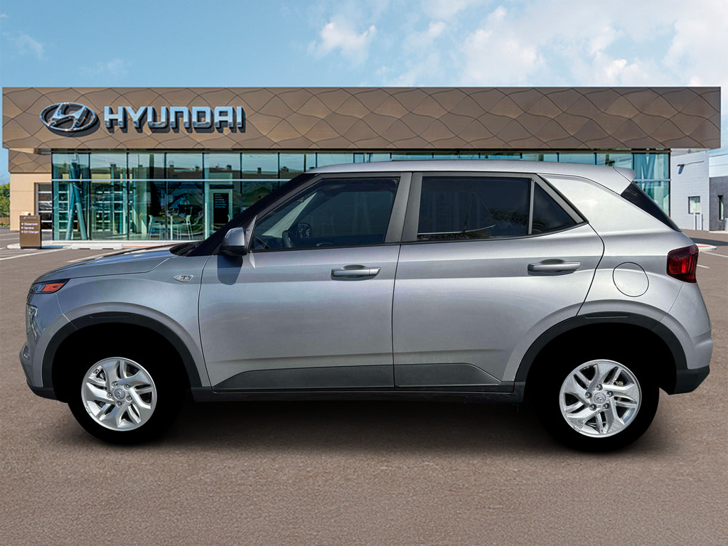 New 2026 Hyundai Venue SE FWD image 3