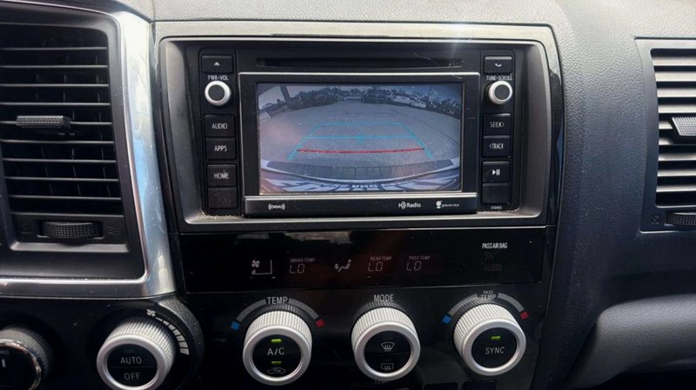 Used 2019 Toyota Sequoia SR5 AWD/4WD image 12