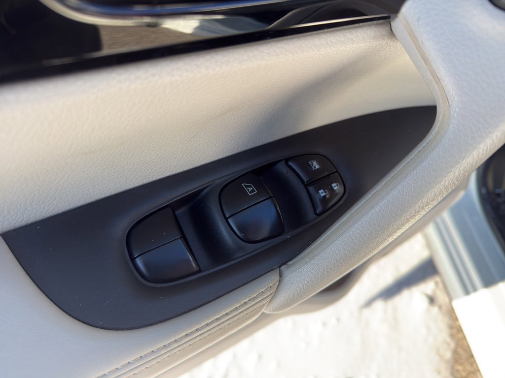 Certified 2021 Nissan Rogue Sport SV image 13