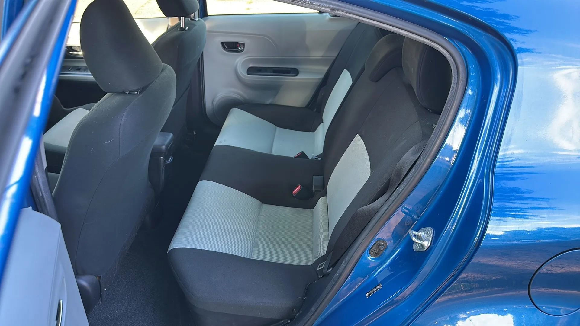 Used 2013 Toyota Prius C Two FWD image 16