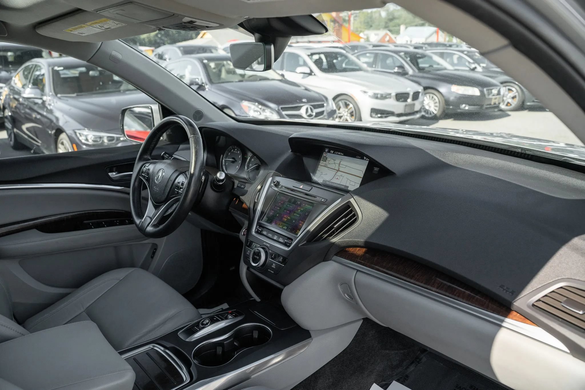 Used 2017 Acura MDX w/ Technology Package AWD/4WD image 14